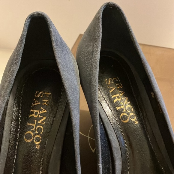 Franco Sarto Ladies Grey suede open toe shoes, size 6M, New in Box. - Picture 2 of 6